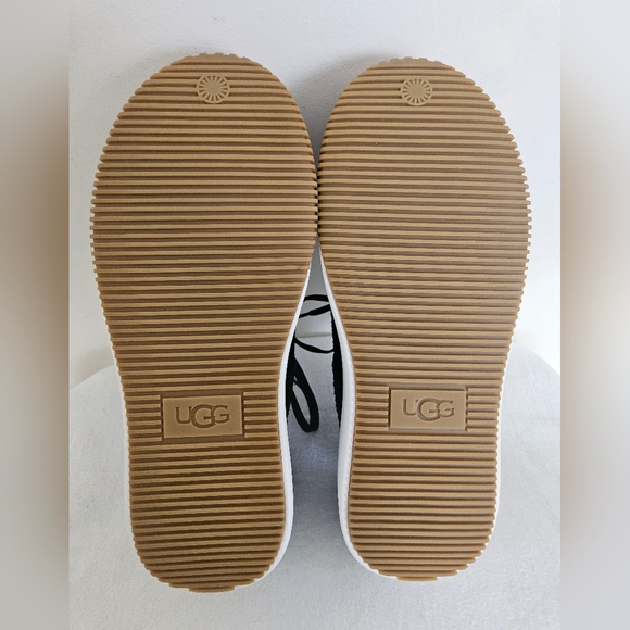 Ugg EZ-Duzzit Platform Sneaker NWOT - Picture 7 of 13